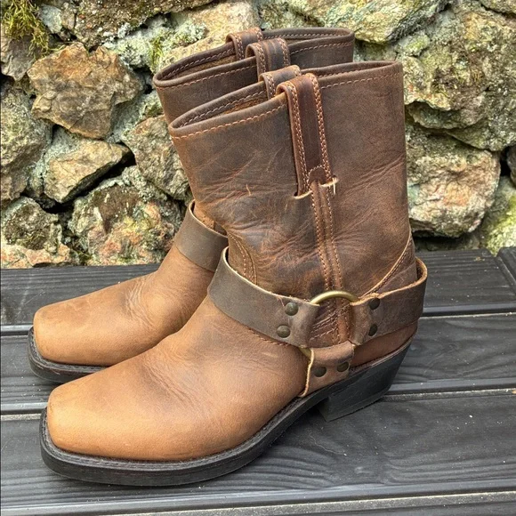 Frye Boots Harness 8R Women’s - Picture 4 of 11